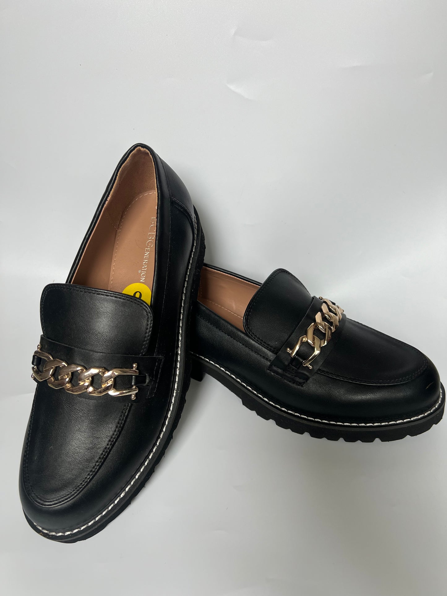 BCBG LOAFERS WITH GOLD CHAIN