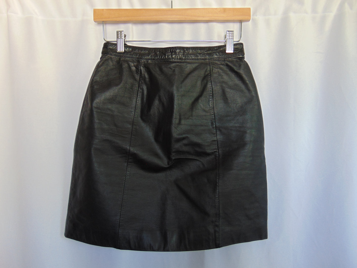 GENUINE LEATHER PENCIL SKIRT