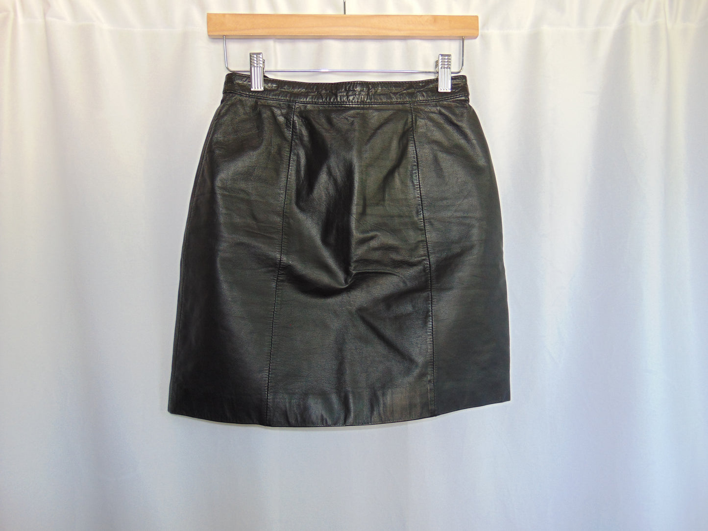 GENUINE LEATHER PENCIL SKIRT