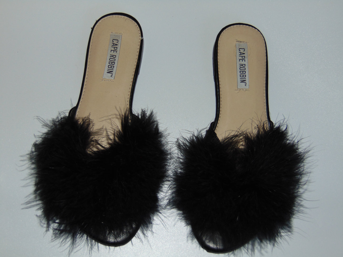BLACK FEATHER TRIM SANDALS