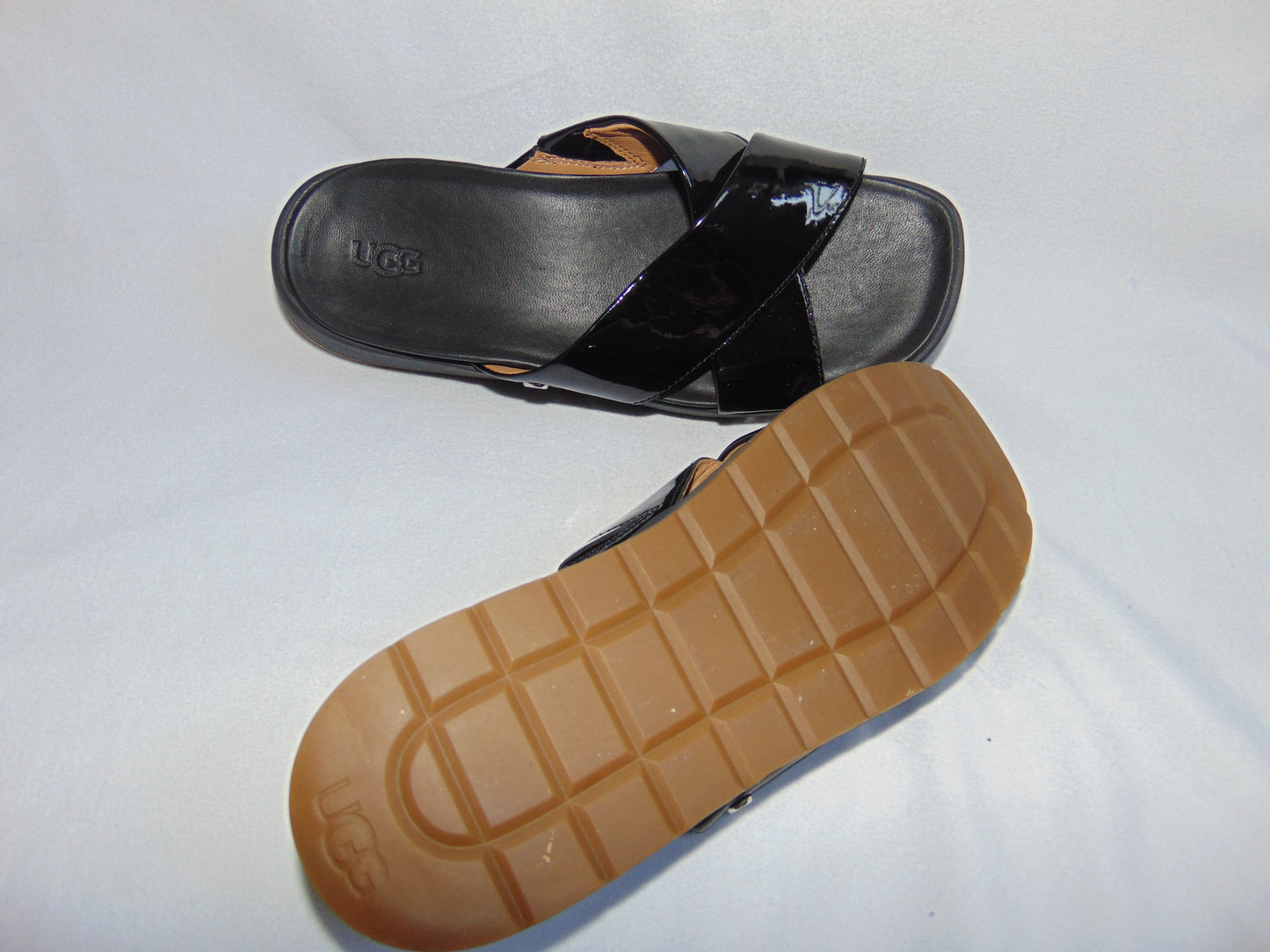 UGG "EMILY" SANDALS