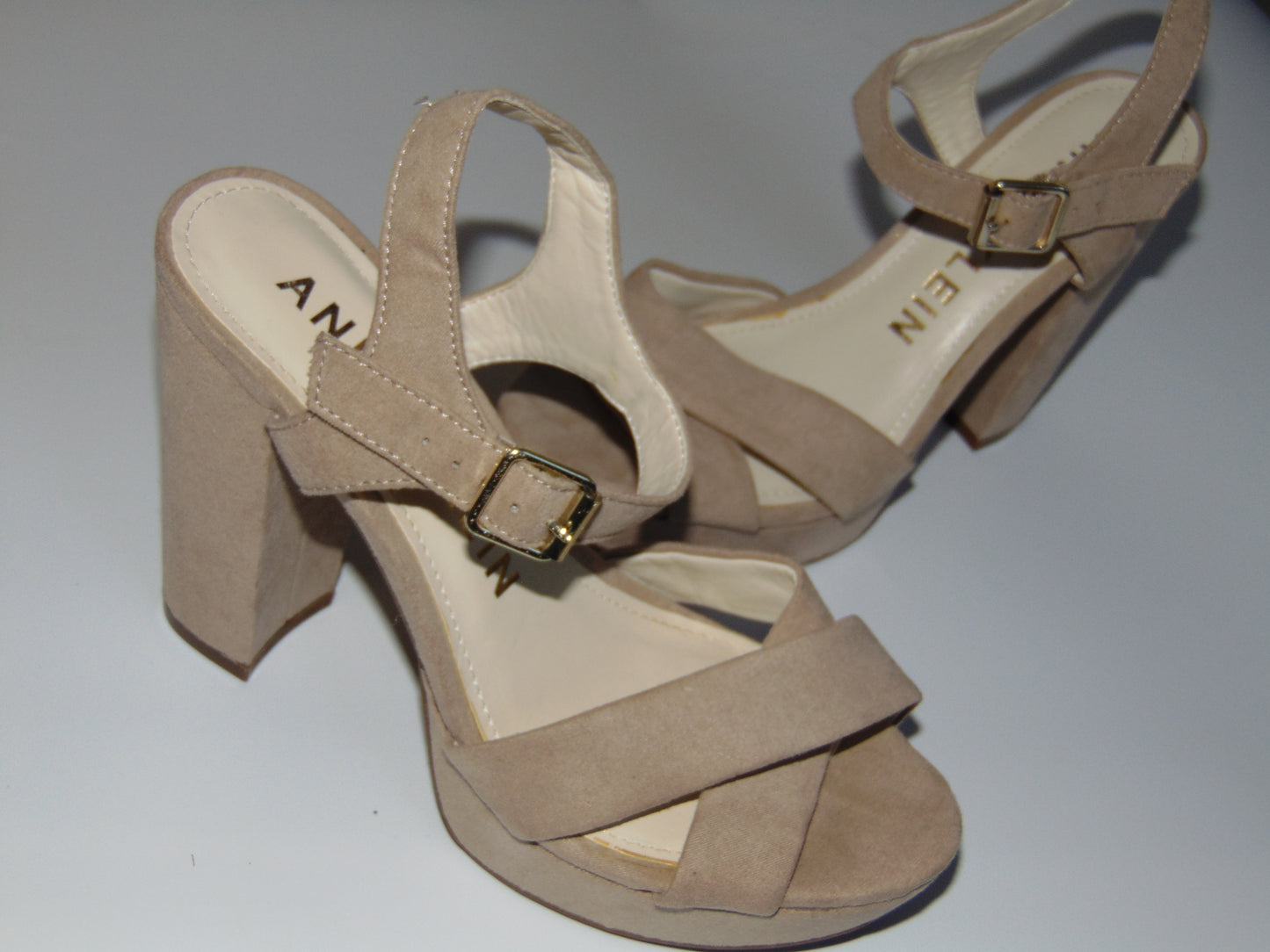 ANNE KLEIN SUEDE HEELED SANDALS