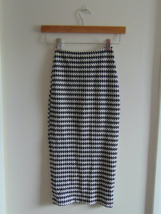 AMERICAN APPARELBLACK&WHITE HOUNDSTOOTH PENCIL SKIRT