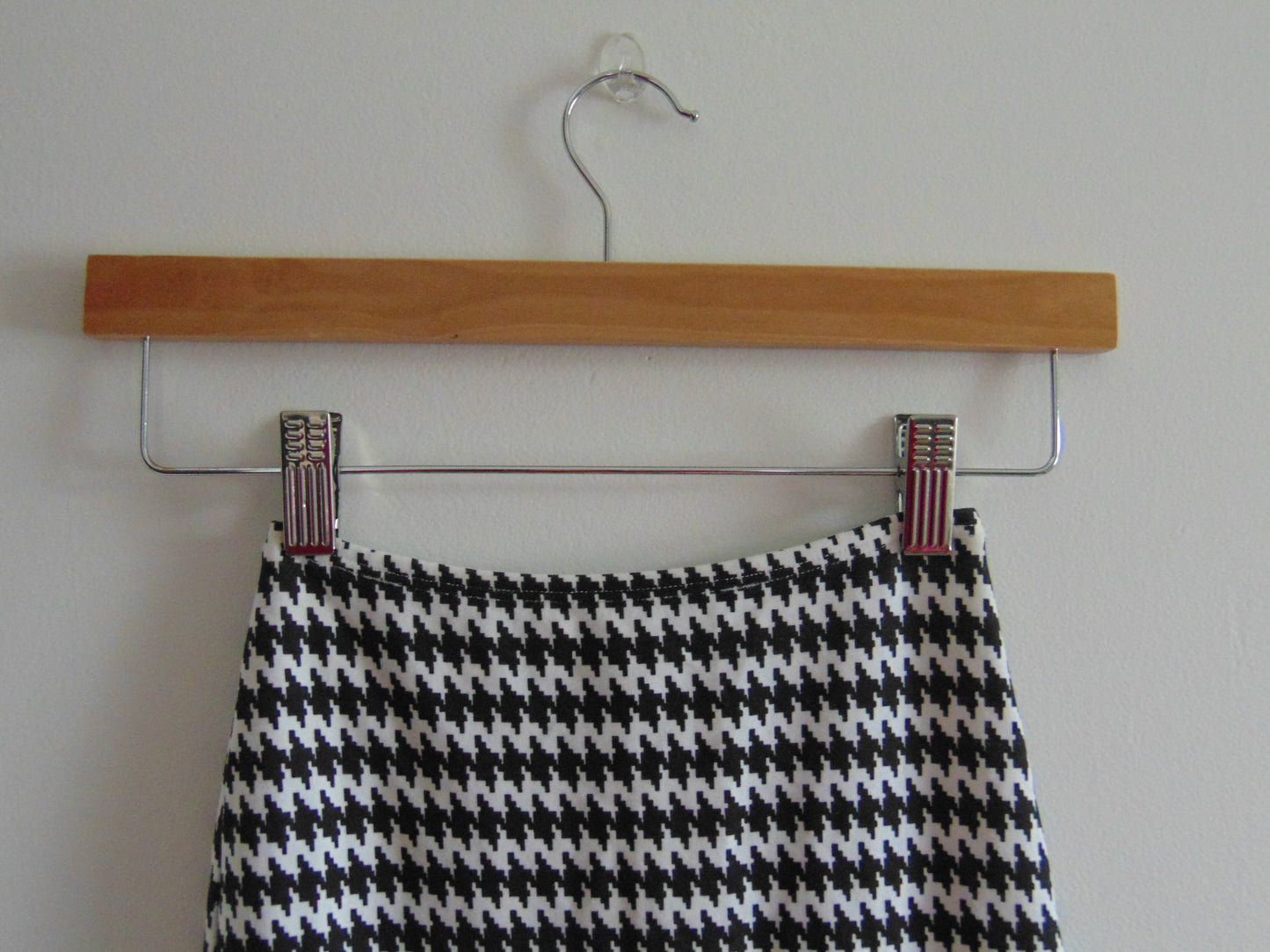 AMERICAN APPARELBLACK&WHITE HOUNDSTOOTH PENCIL SKIRT