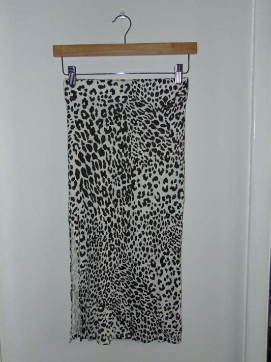 WHITE & BROWN ANIMAL PRINT SKIRT