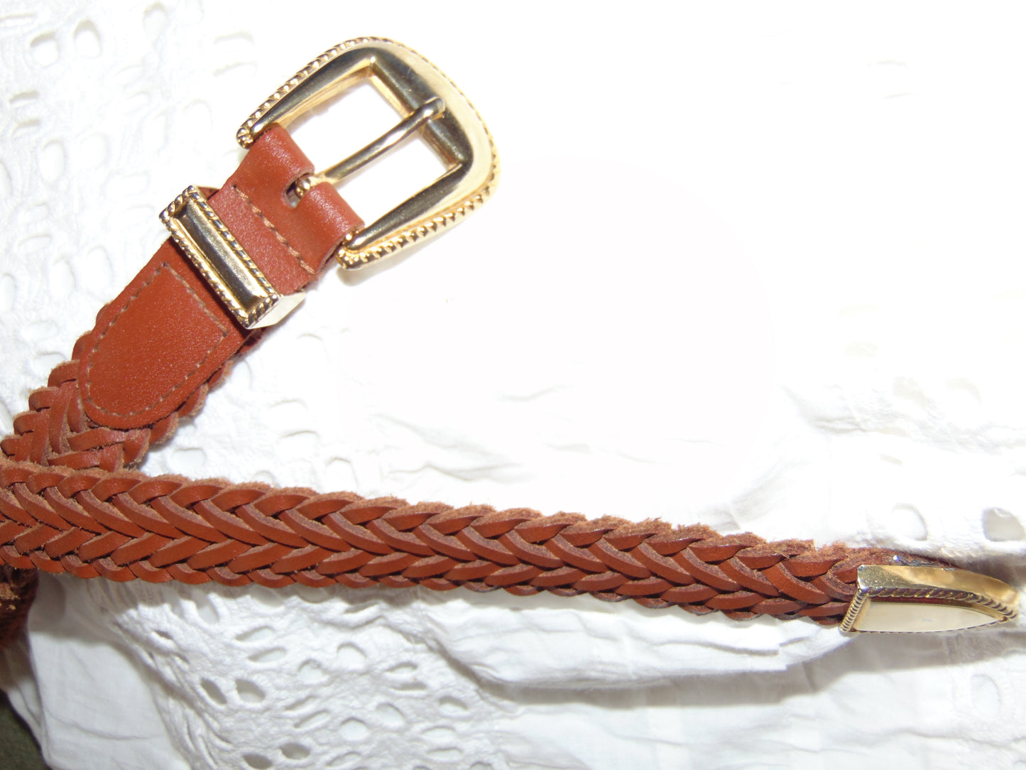 SPLIT LEATHER BELT WITH GOLD BUCKLE