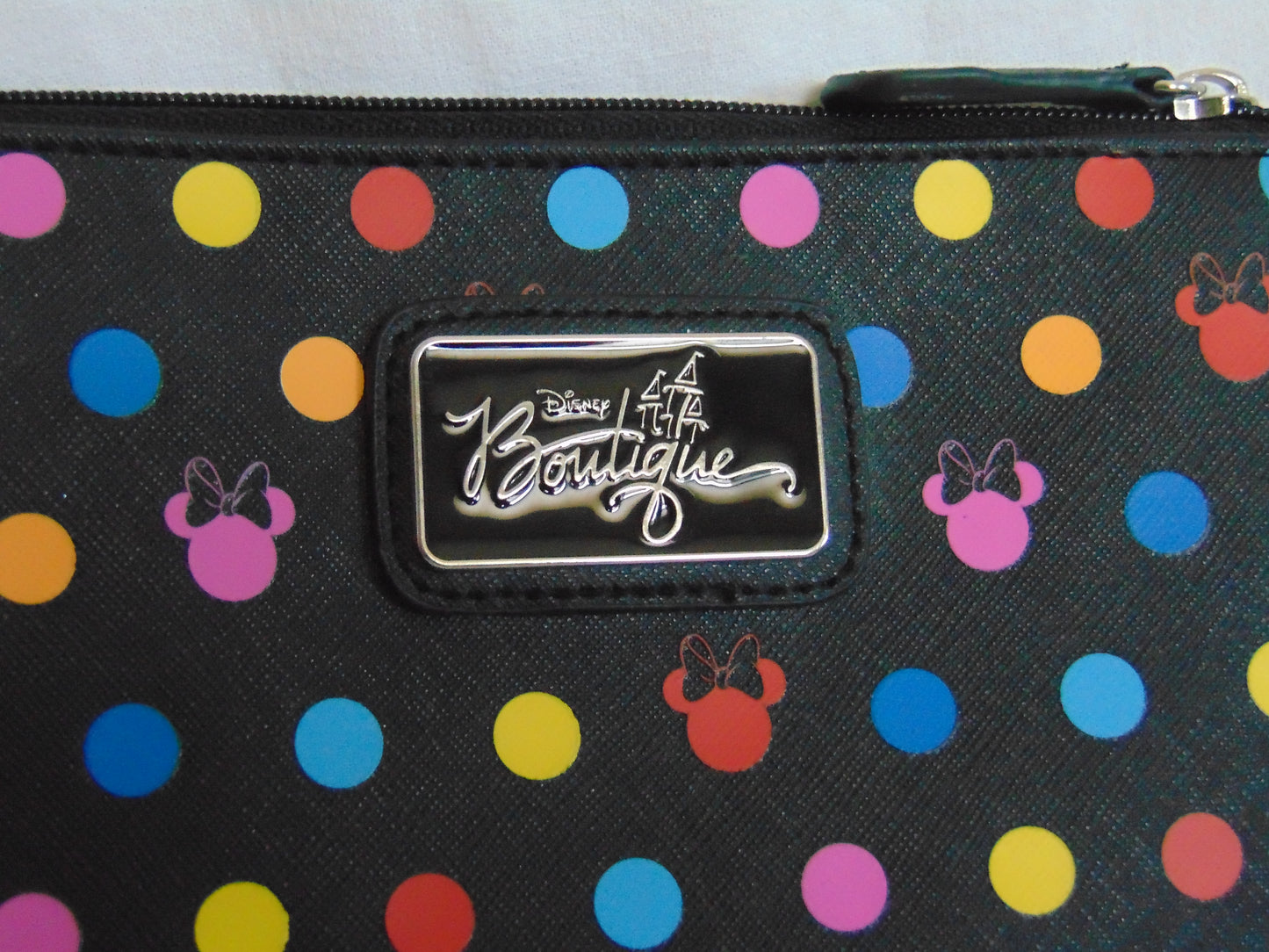 MINNIE ROCKS THE DOTS WRISTLET