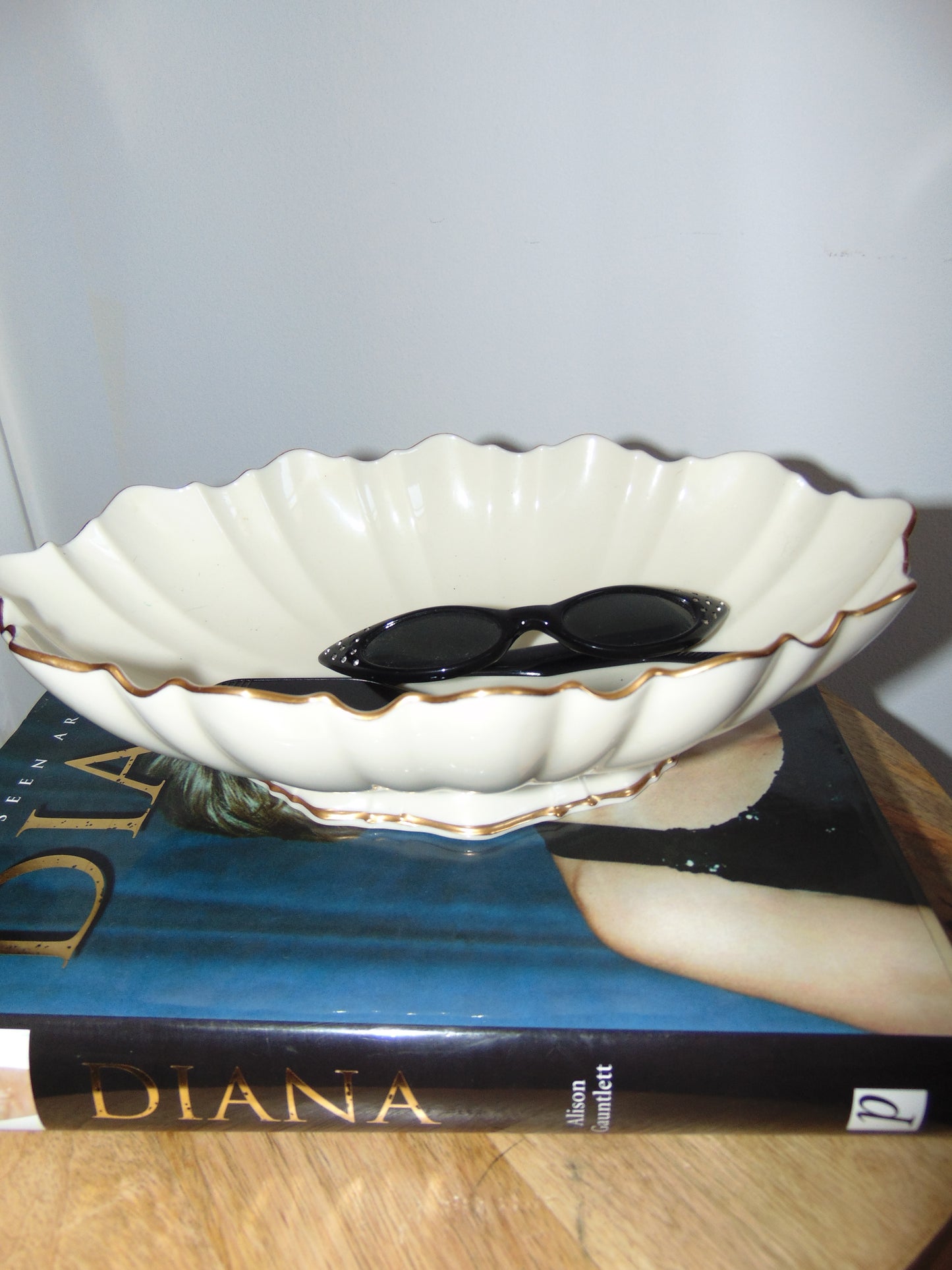 Diana: Unseen Archives by Alison Gauntlett Paperback Book