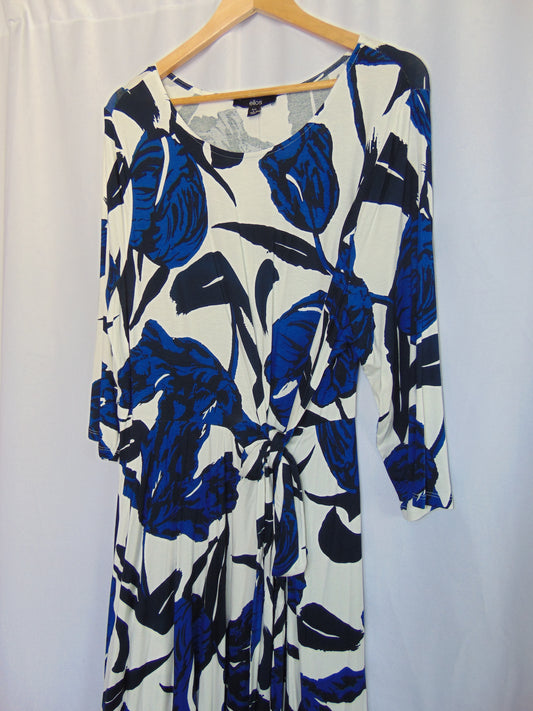 ELLOS 3/4 SLEEVE FLORAL WRAP DRESS