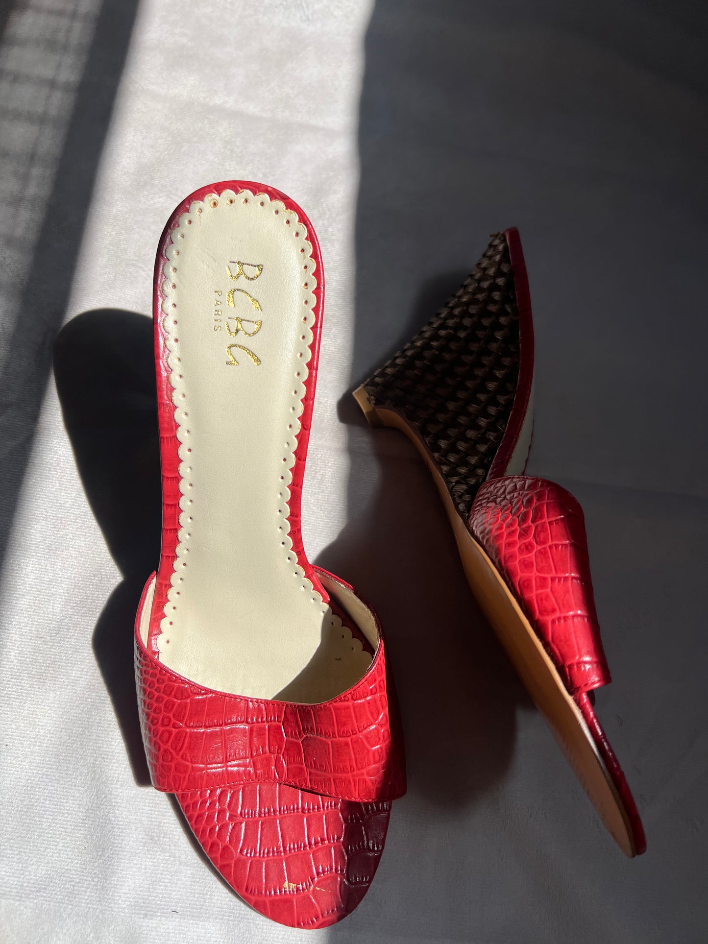 BCBG PARIS RED CROC WEDGES