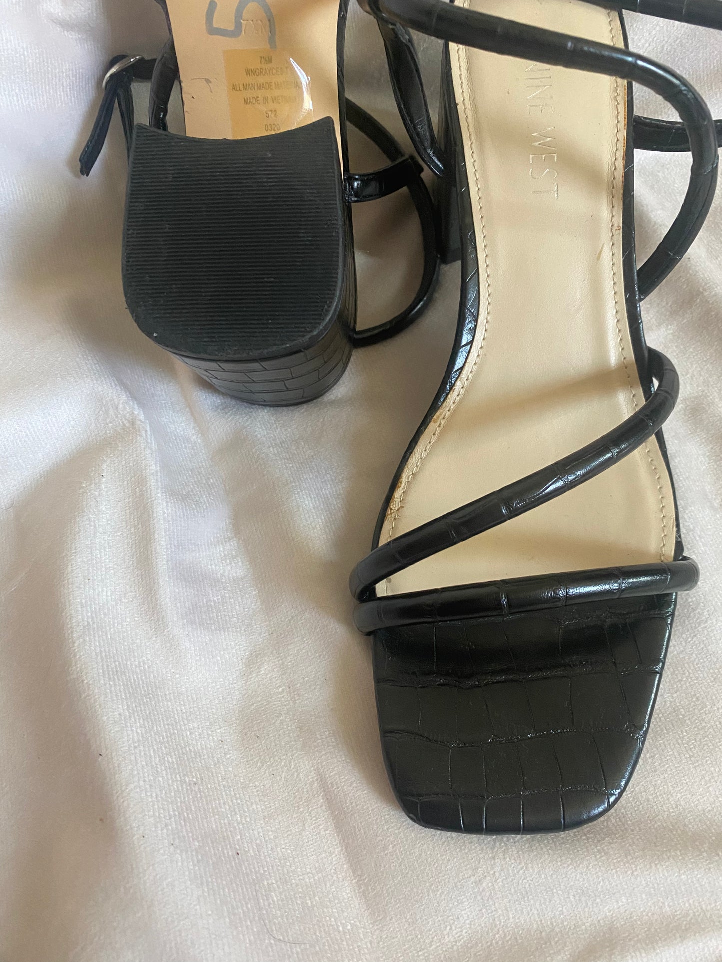 NINE WEST BARELY THERE SANDAL