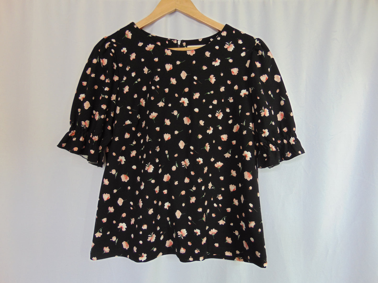 BLACK & PINK FLORAL TOP