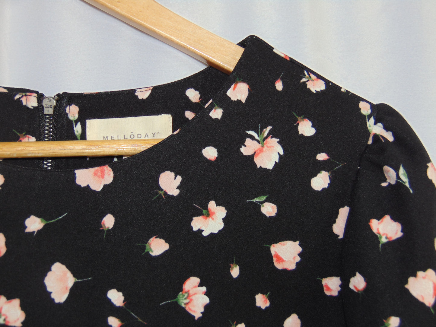 BLACK & PINK FLORAL TOP