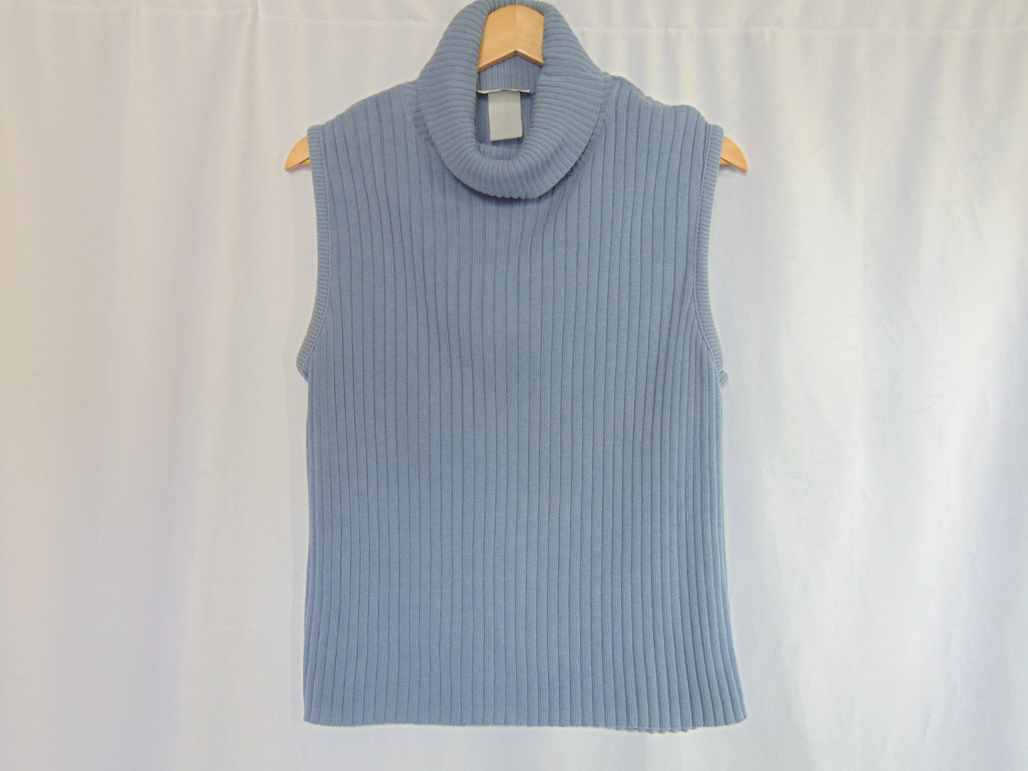 VINTAGE PIERRE CARDIN SLEEVELESS SWEATER