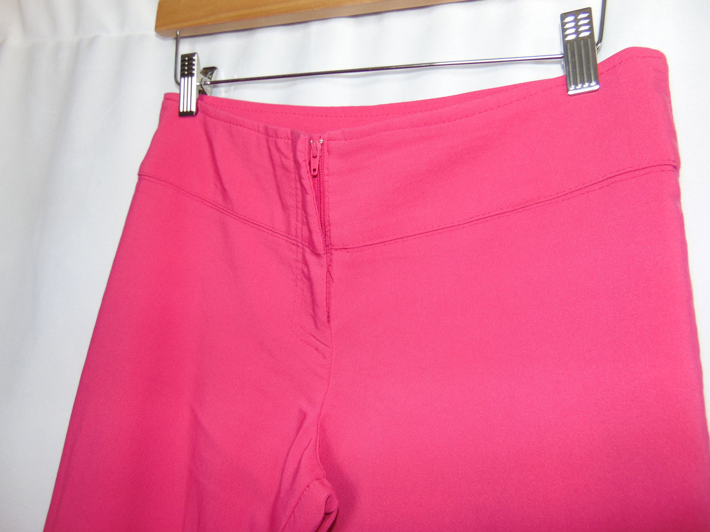 PINK LOW-RISE PANTS