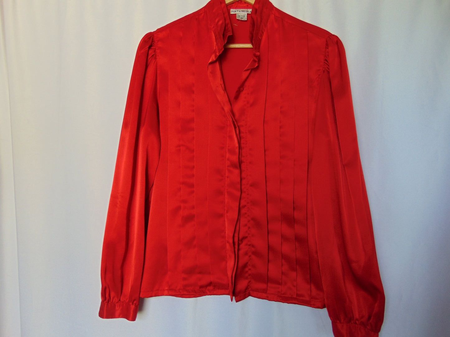 VINTAGE RED RUFFLE BLOUSE