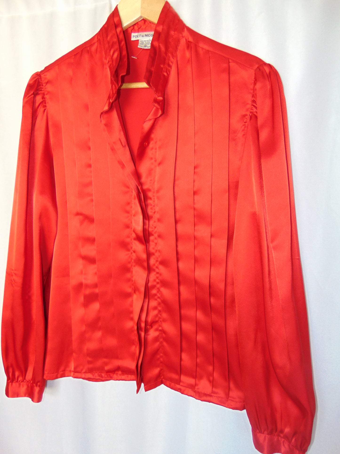 VINTAGE RED RUFFLE BLOUSE