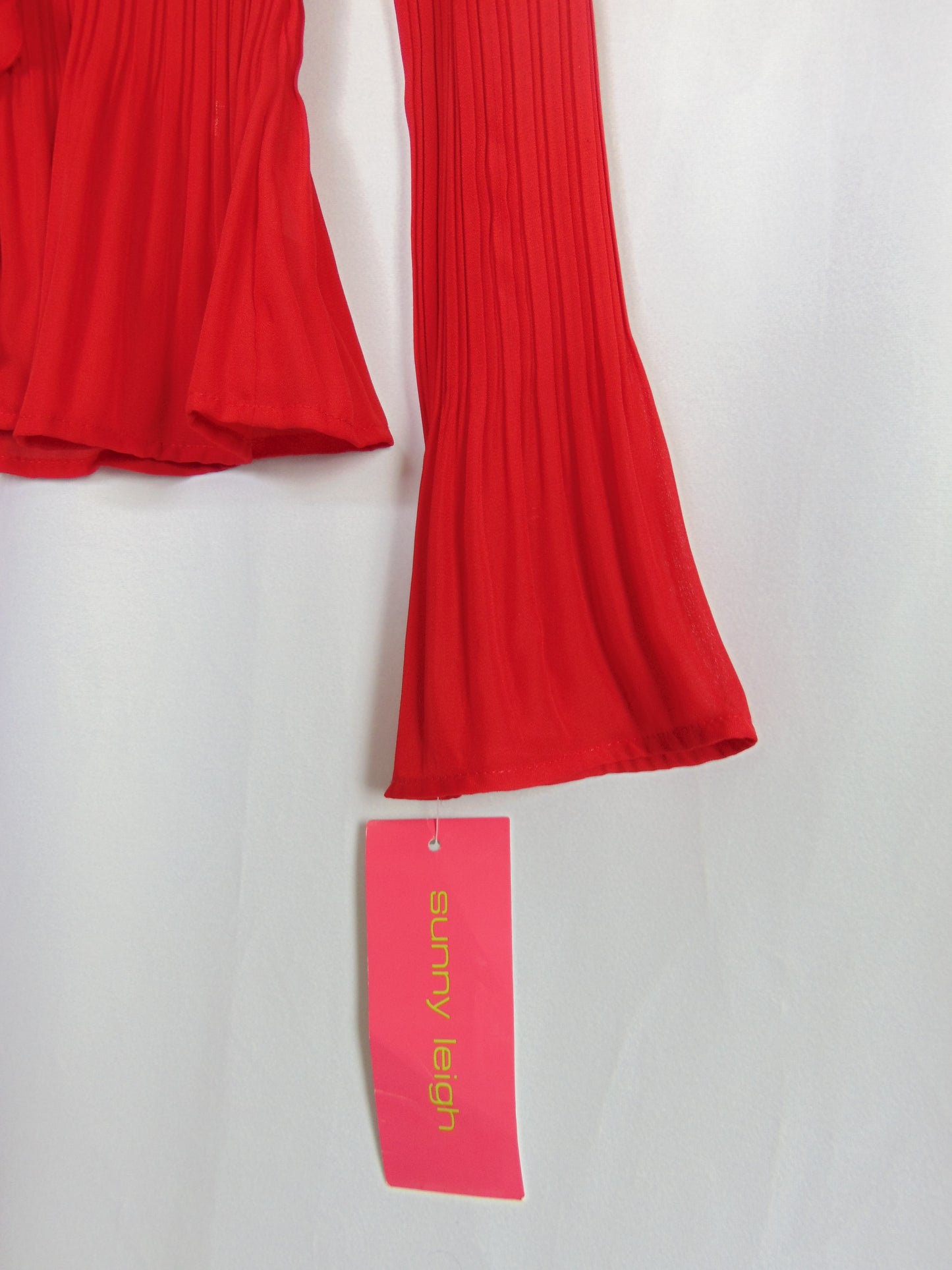 VINTAGE Y2K SUNNY LEIGH TOP