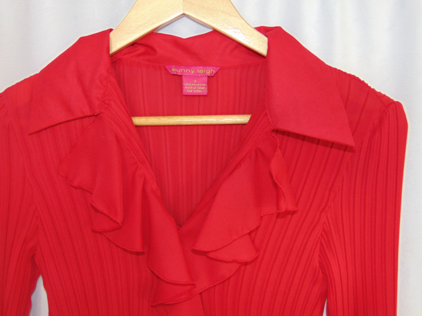 VINTAGE Y2K SUNNY LEIGH TOP