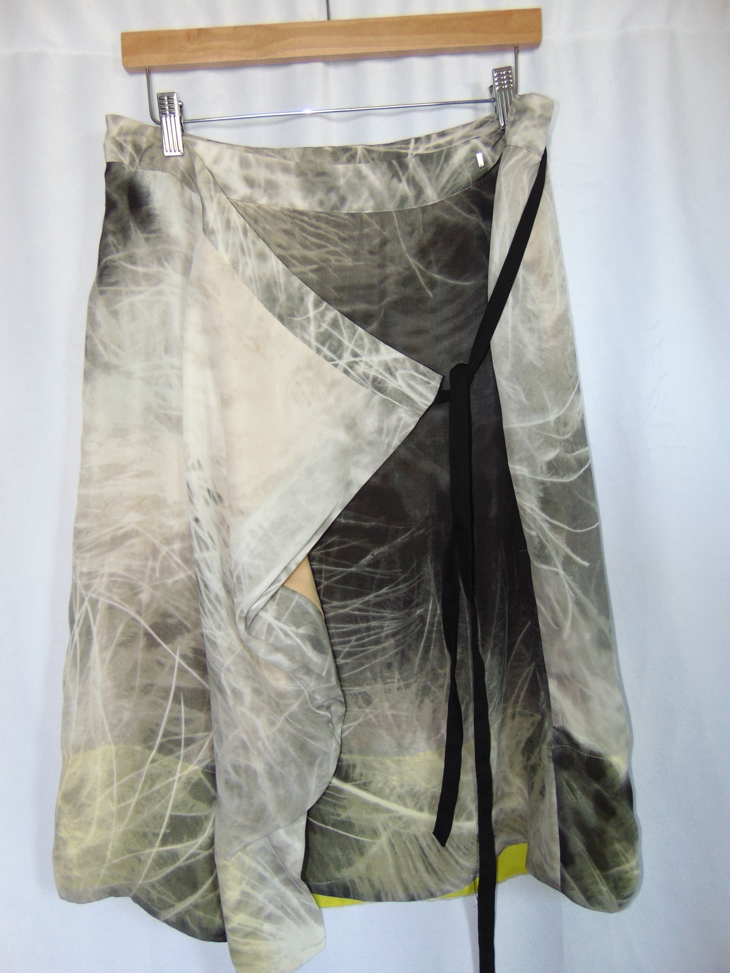 VERA WANG WRAP SKIRT