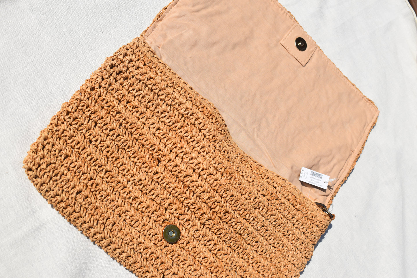 RATTAN WRISTLET/CLUTCH