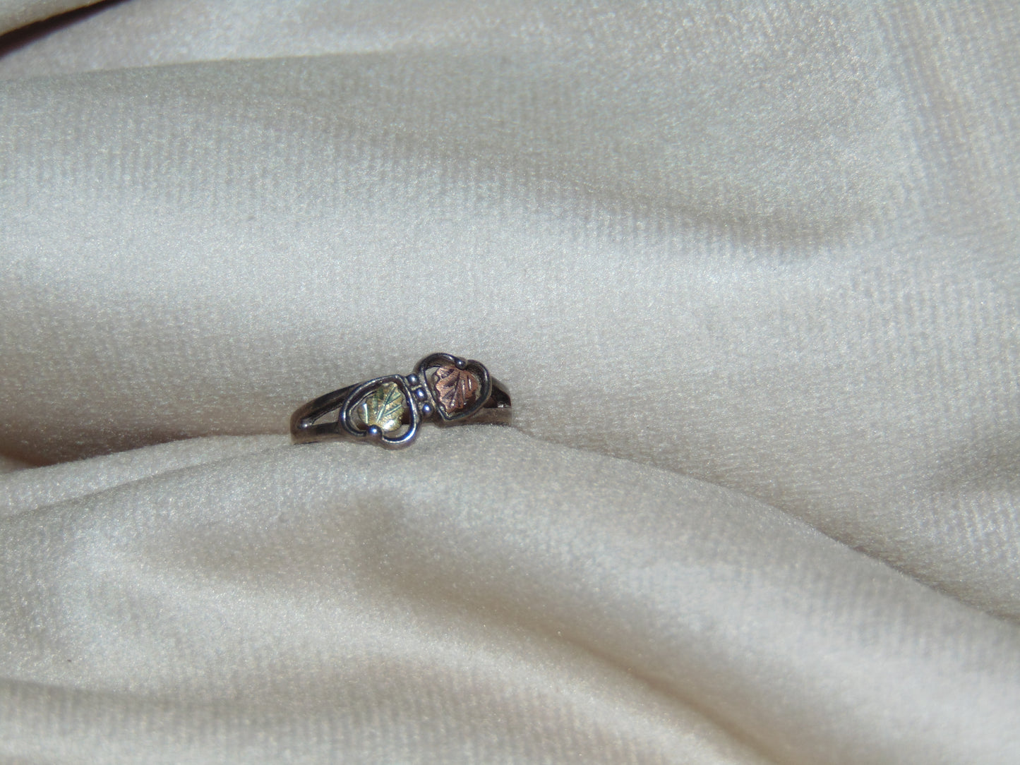 VINTAGE STERLING SILVER WITH GOLDEN LEAVES RING