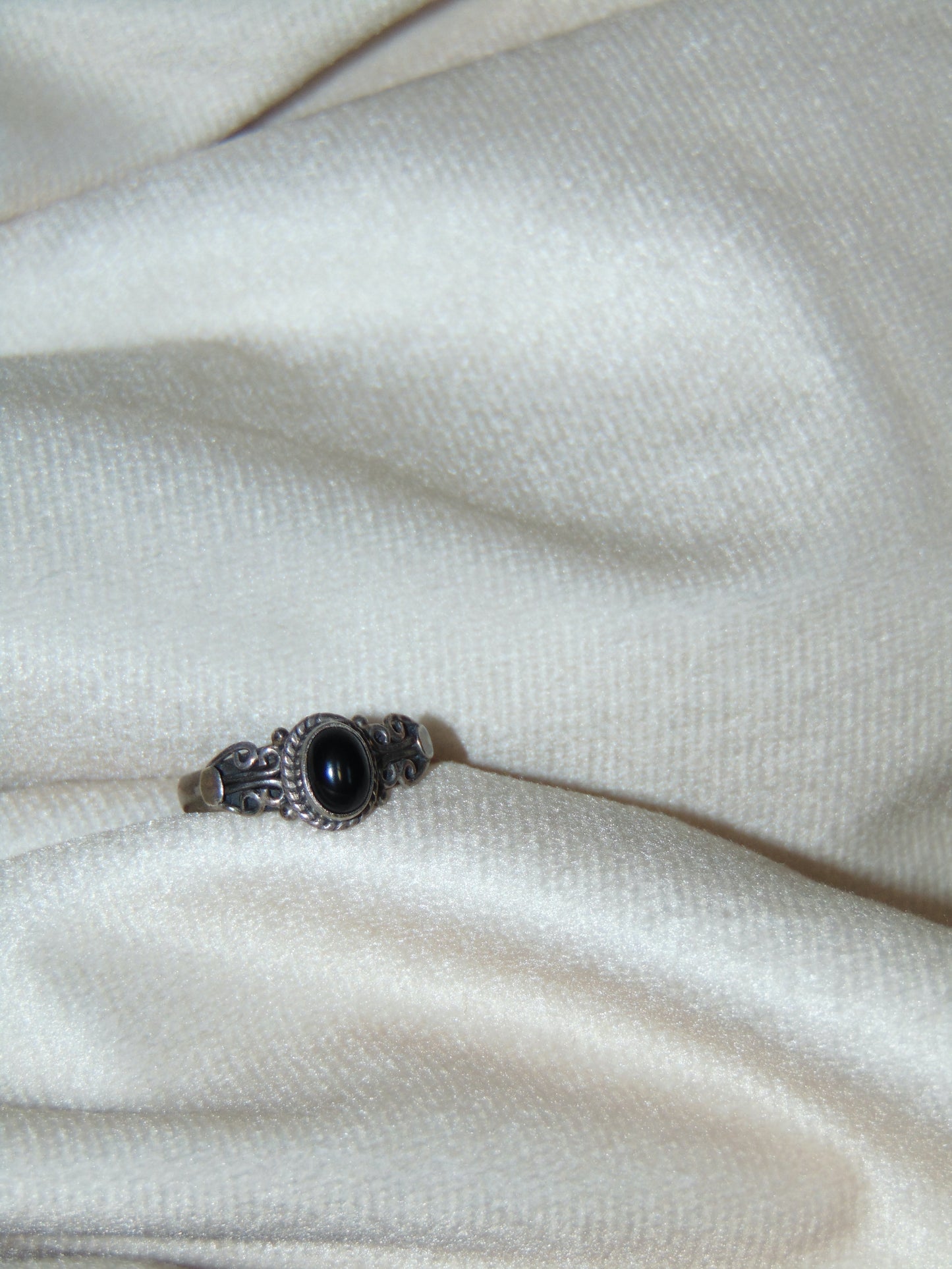 925 STERLING SILVER x ONYX OPAL RING