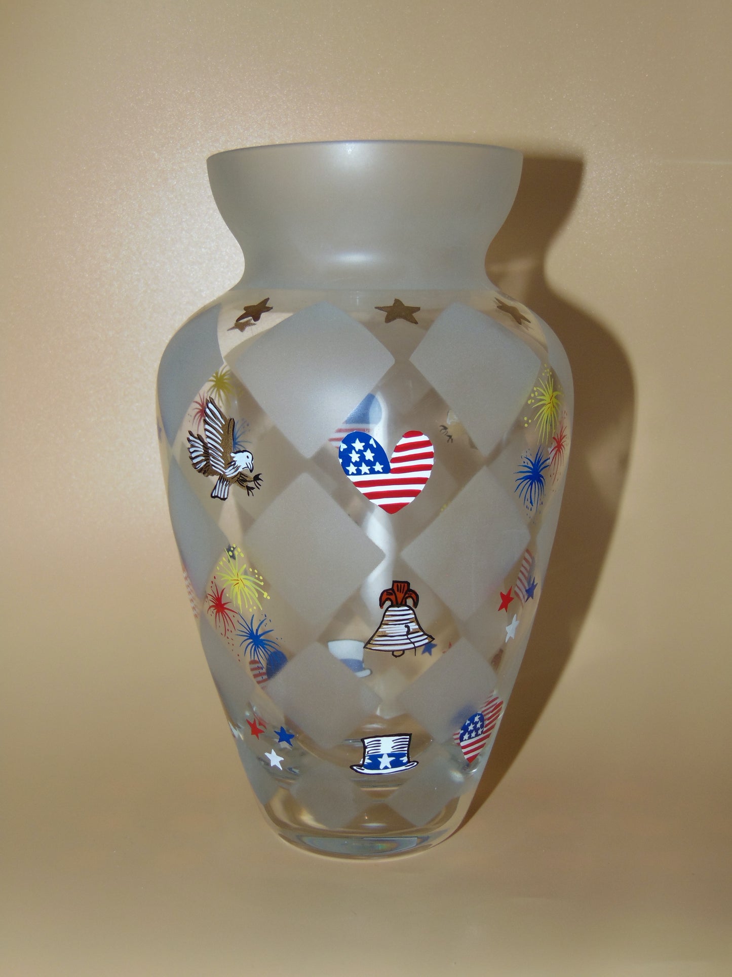 LENOX PATRIOTIC SPLENDOR GLASS VASE