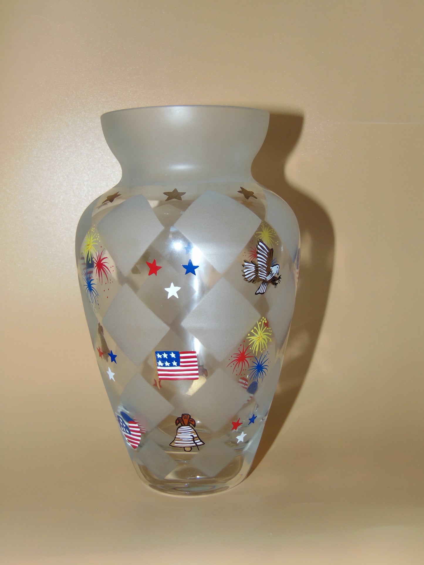 LENOX PATRIOTIC SPLENDOR GLASS VASE