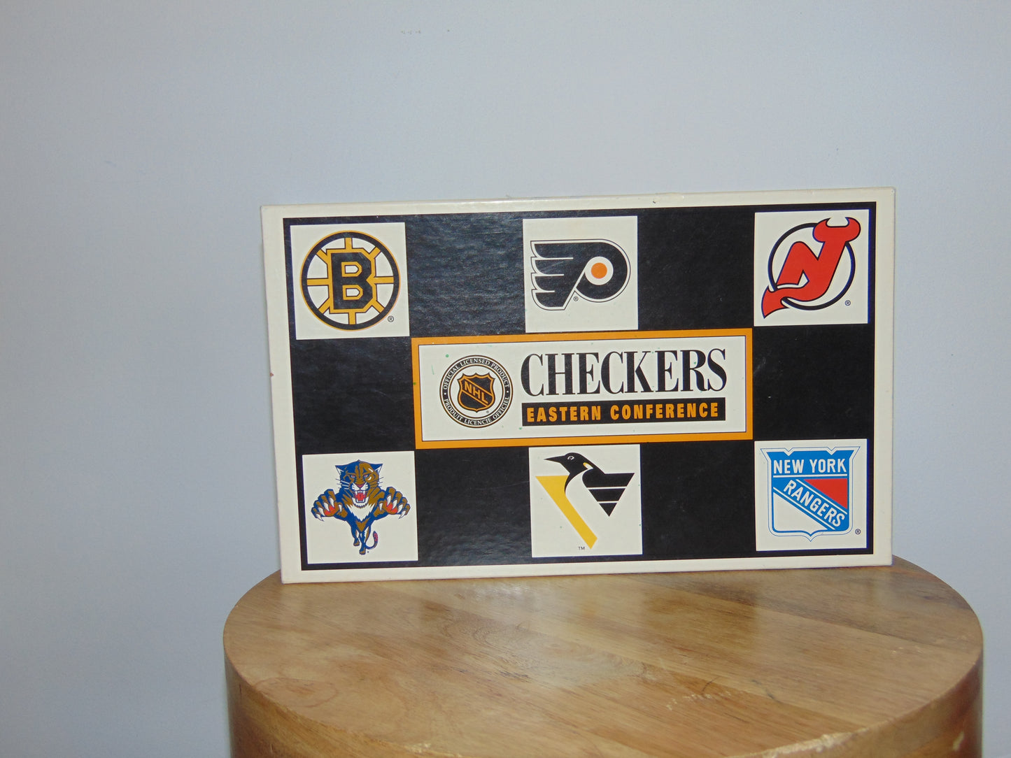 Vintage NHL Eastern Conference Checkers Game