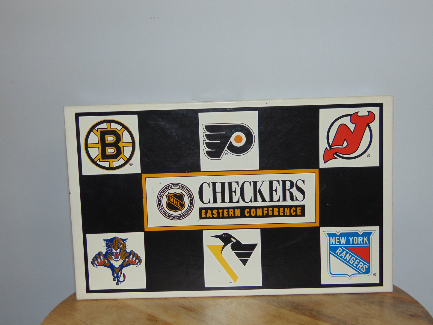 Vintage NHL Eastern Conference Checkers Game