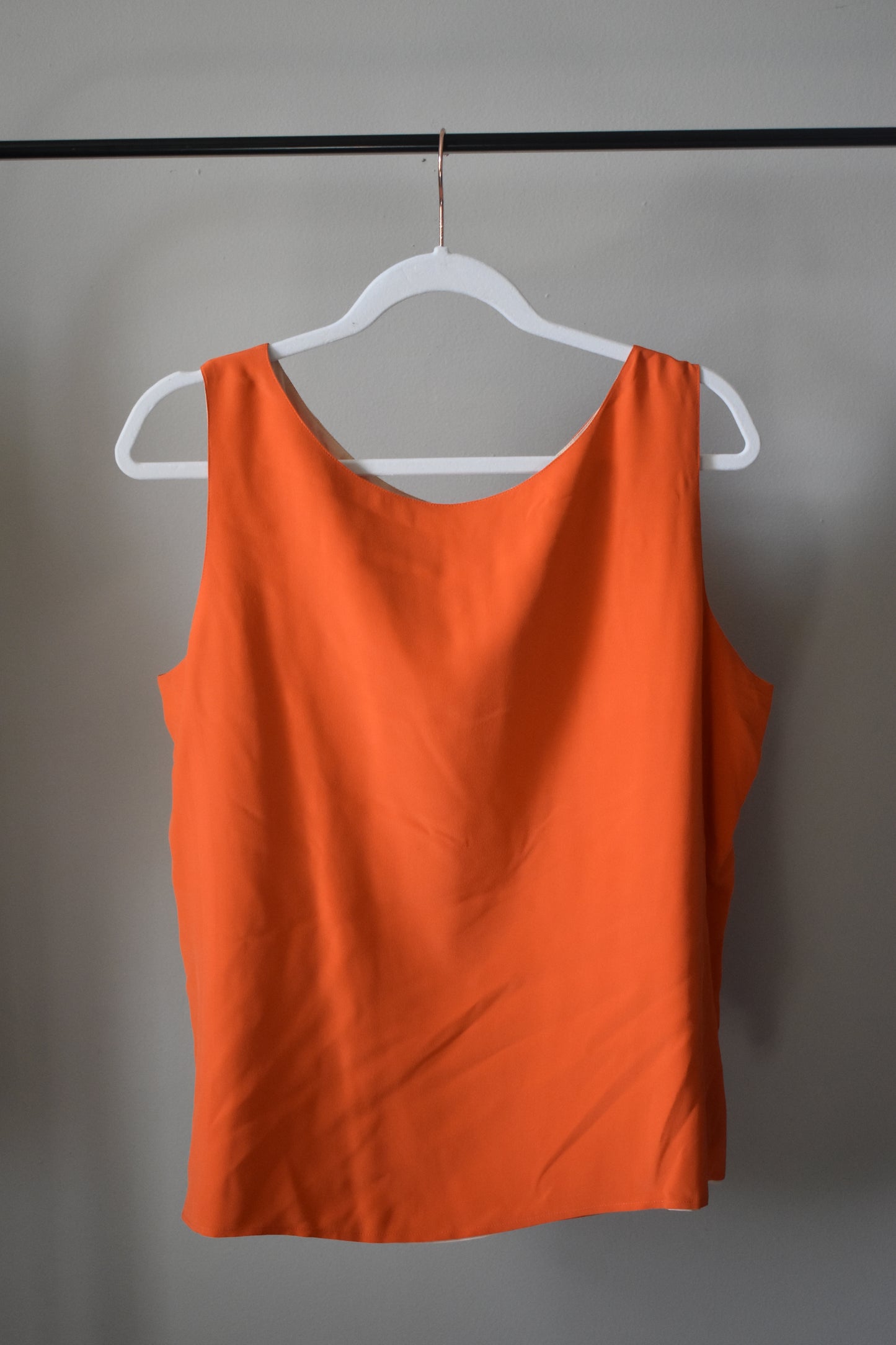 LIZ CLAIBORNE REVERSIBLE SILK SET