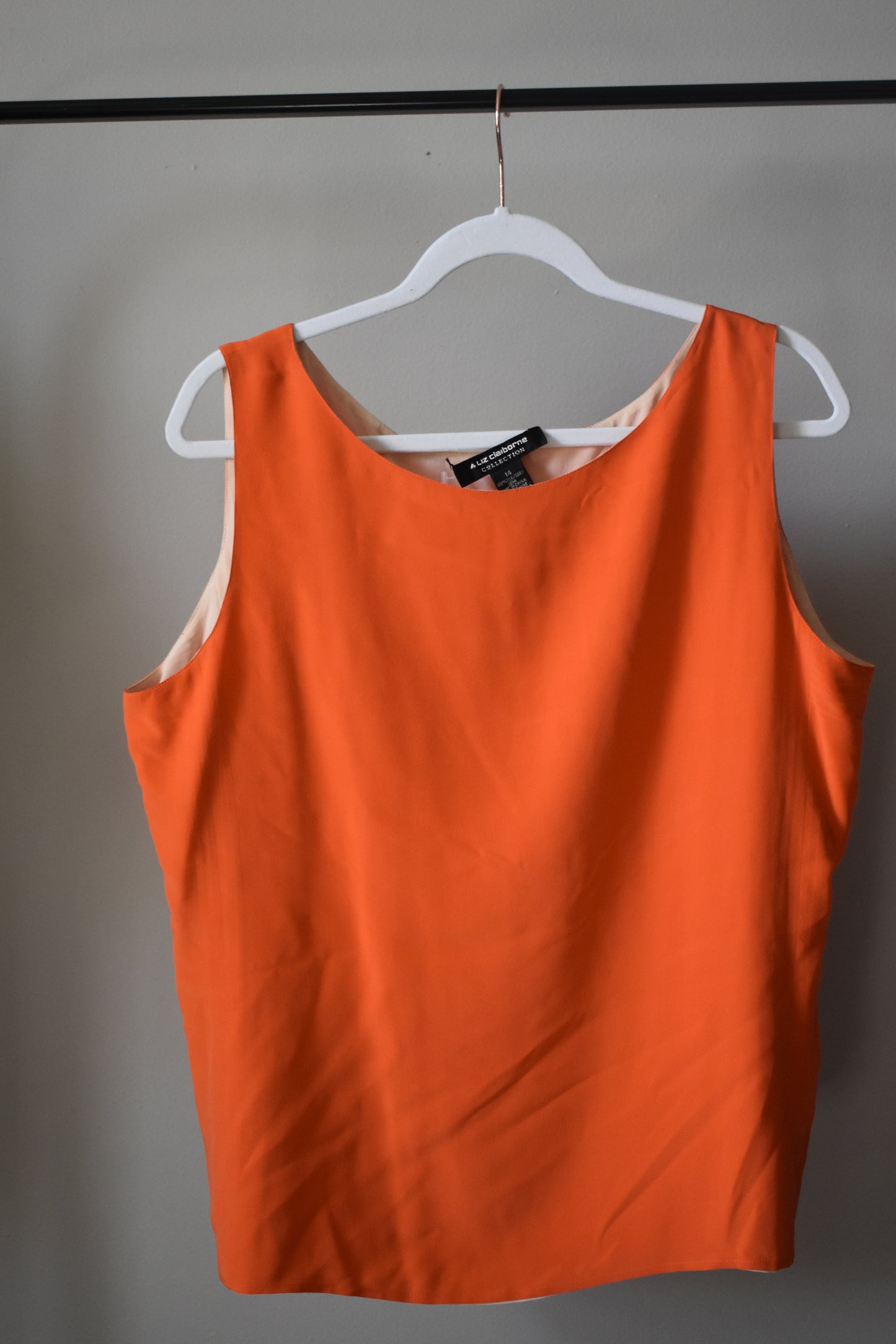 LIZ CLAIBORNE REVERSIBLE SILK SET