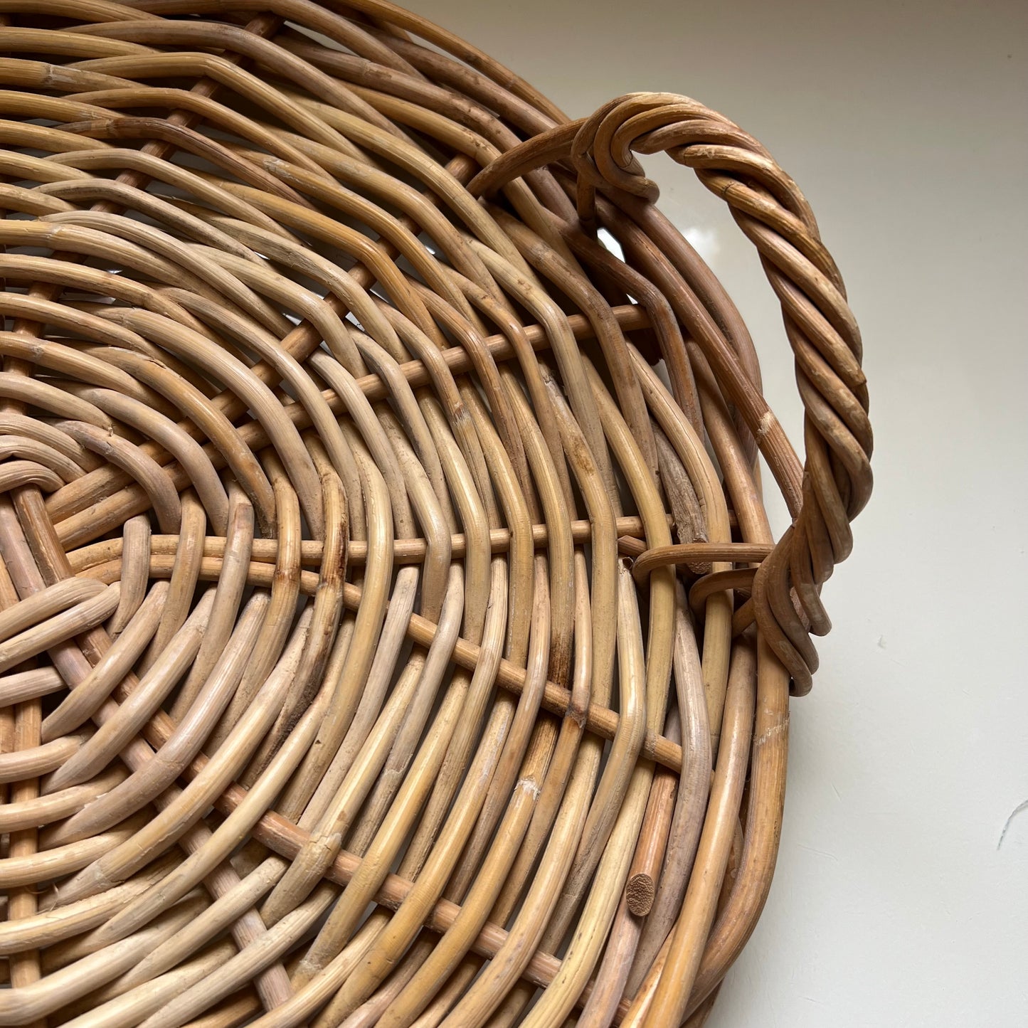 NATURAL BAMBOO WICKER BRAIDED SERVING TRAY
