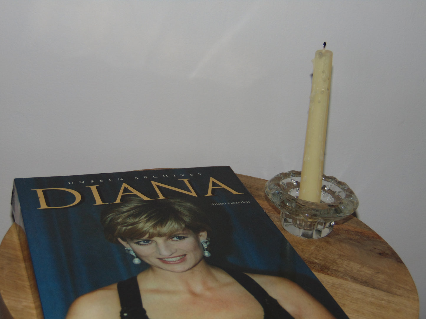 Diana: Unseen Archives by Alison Gauntlett Paperback Book